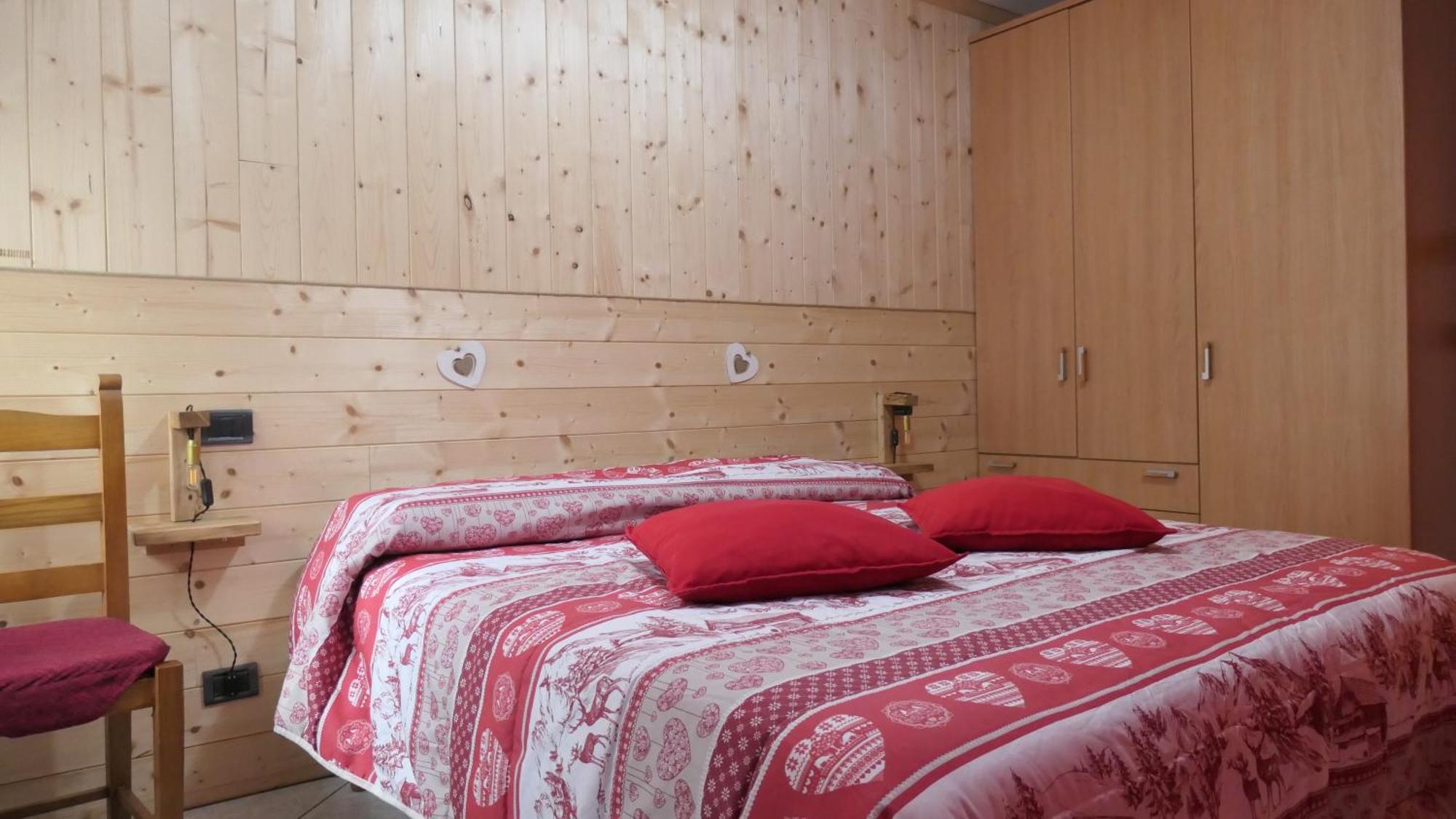 Вилла La Petite Maison Аоста Экстерьер фото